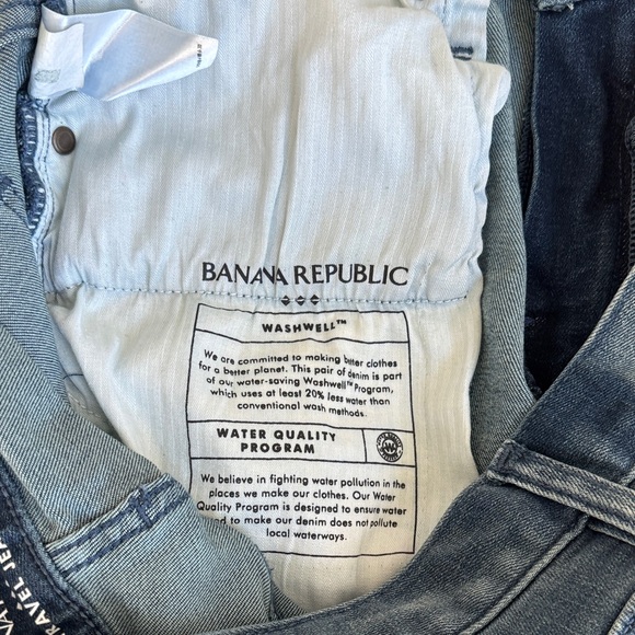 Banana Republic Bundle- Men's Blue and Gray Travel Jeans - Picture 9 of 12